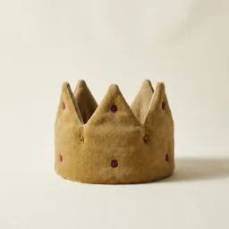 Royal dress-up theme